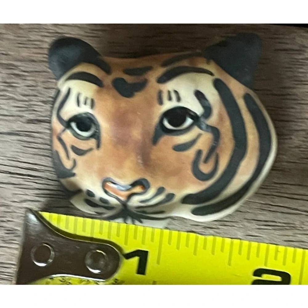 Carol Halmy Porcelain Tiger Brooch/Pin
